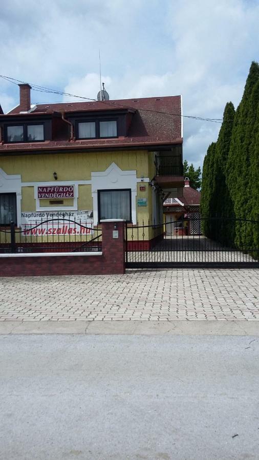 Napfürdő Vendégház Hotel Mezőkövesd Exterior foto